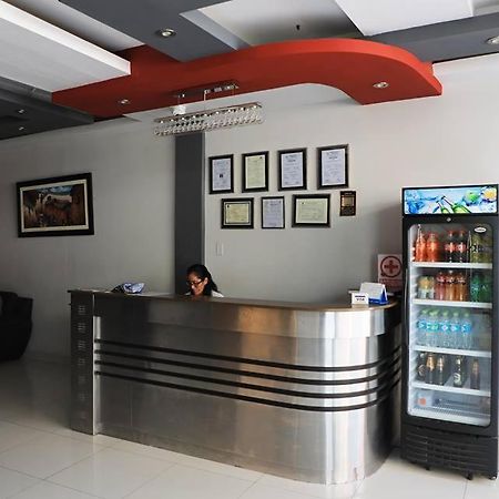 Hotel Vicente De La Vega 齐克拉约 外观 照片