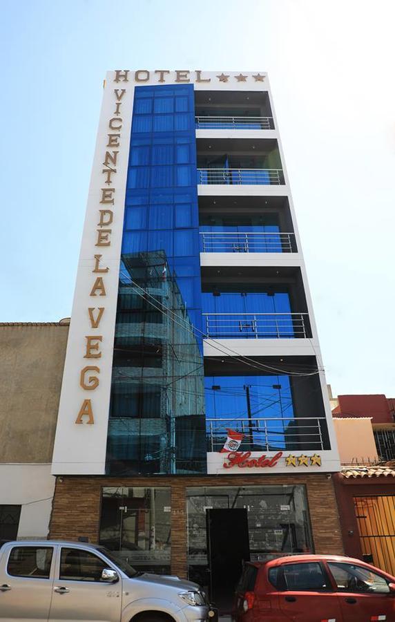 Hotel Vicente De La Vega 齐克拉约 外观 照片